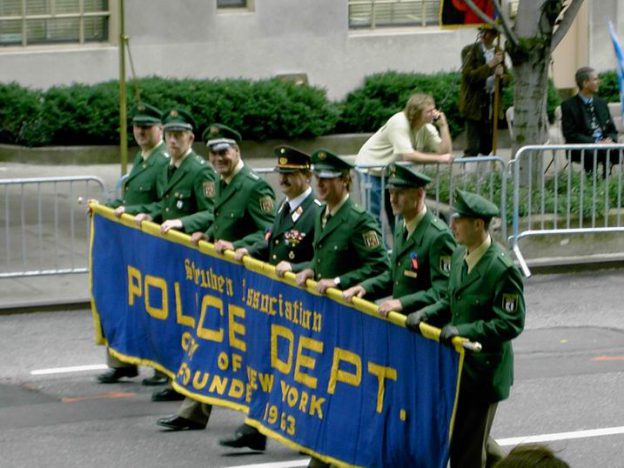 Teilnahme an der Steuben Parade in  New York 2004